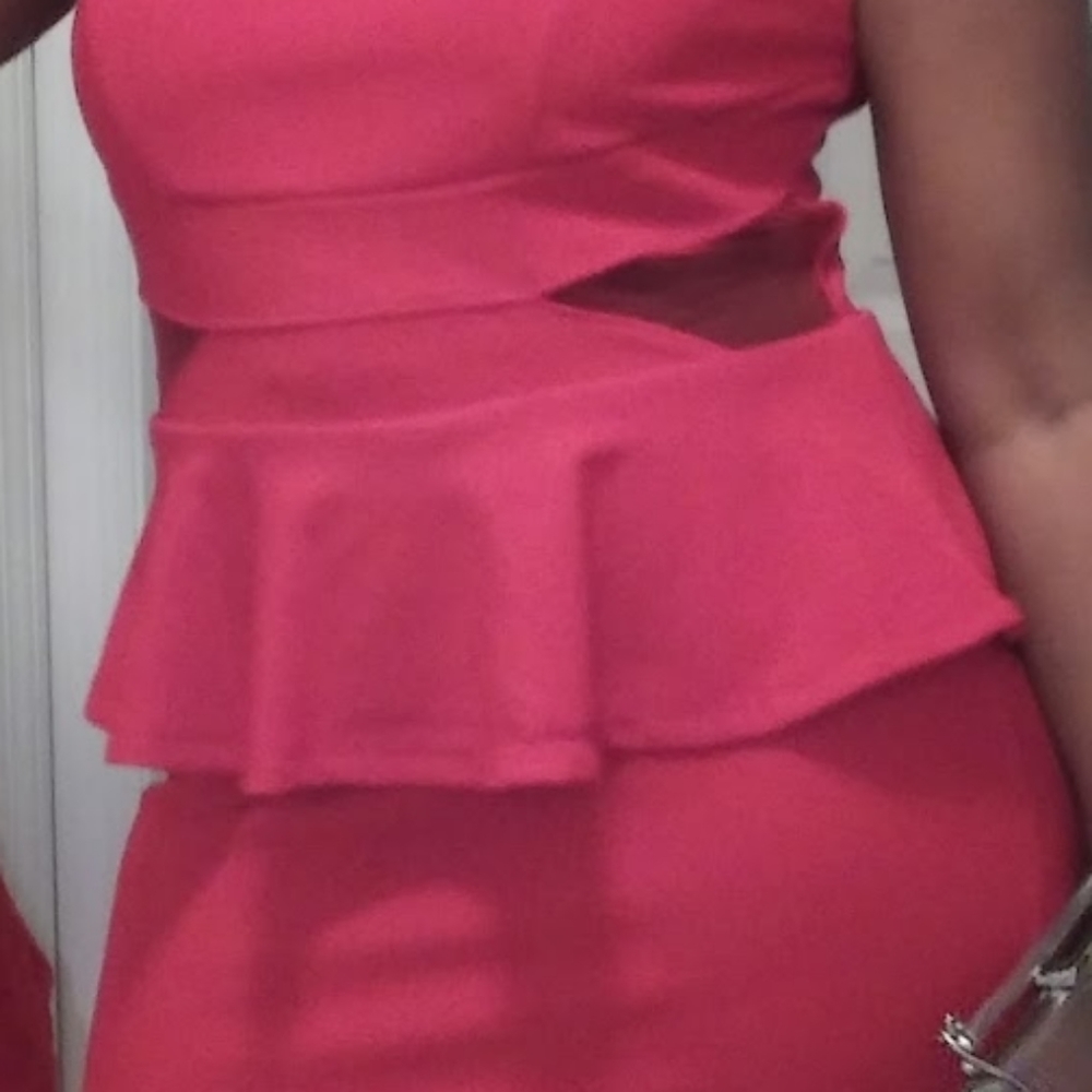 Fire Engine Red Dress - Picture 7 of 8